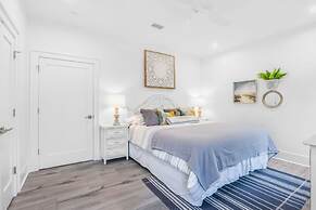 Sweet Mama s 4 4 Cottage Beach Access Pool