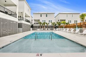 Sweet Mama s 4 4 Cottage Beach Access Pool