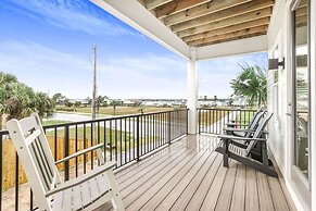 Sweet Mama s 4 4 Cottage Beach Access Pool