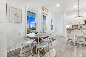 Sweet Mama s 4 4 Cottage Beach Access Pool