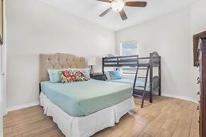 Spanish Key 504 Next to Flora-bama Sleeps 9