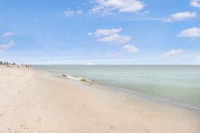 Spanish Key 504 Next to Flora-bama Sleeps 9