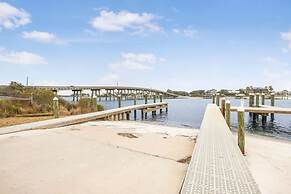 Wind Drift 106s Beach and Boat-lovers Paradise