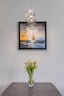 Mambo 1Bedroom Luxury Apartment-Downtown