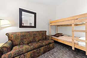 Apex Mountain Lodge