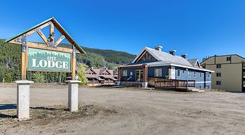 Apex Mountain Lodge
