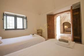 TD Trulli Amabilia Design Luxury Trulli w Pool