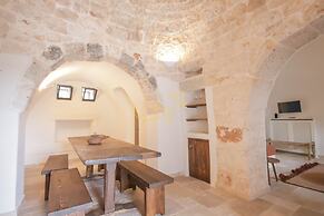 TD Trulli Amabilia Design Luxury Trulli w Pool