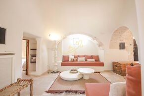 TD Trulli Amabilia Design Luxury Trulli w Pool