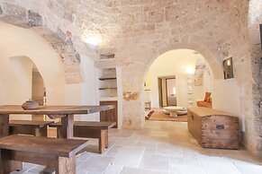 TD Trulli Amabilia Design Luxury Trulli w Pool