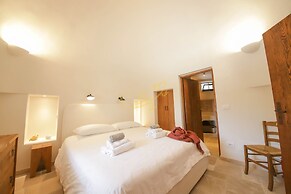 TD Trulli Amabilia Design Luxury Trulli w Pool