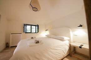 TD Trulli Amabilia Design Luxury Trulli w Pool