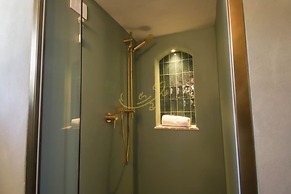 TD Trulli Amabilia Design Luxury Trulli w Pool