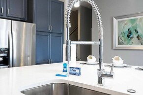 Solterra 12bd 11 5bat Sleeps24 Disney Pool Spa