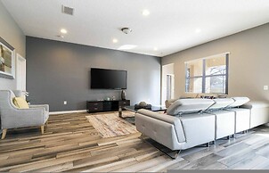 Solterra 12bd 11 5bat Sleeps24 Disney Pool Spa