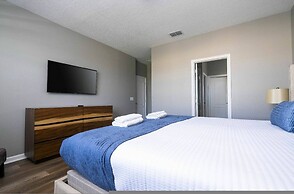 Solterra 12bd 11 5bat Sleeps24 Disney Pool Spa