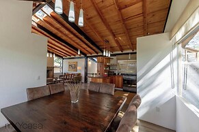 HERMOSA CASA CON JACUZZI Y TERRAZA