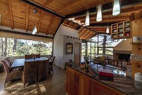 HERMOSA CASA CON JACUZZI Y TERRAZA