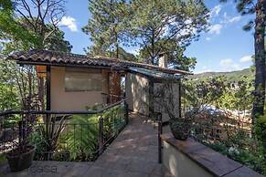 HERMOSA CASA CON JACUZZI Y TERRAZA