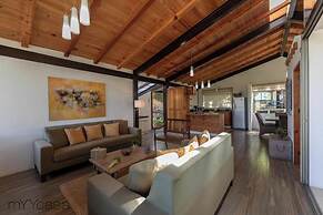 HERMOSA CASA CON JACUZZI Y TERRAZA