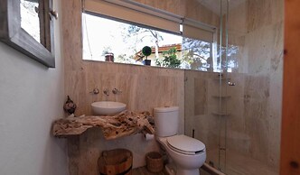 HERMOSA CASA CON JACUZZI Y TERRAZA