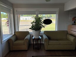 Budget Inn