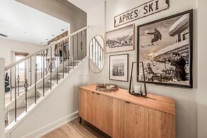 Vista at Big White Amazing Location View