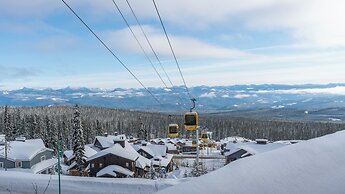 Vista at Big White Amazing Location View