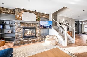 Vista at Big White Amazing Location View