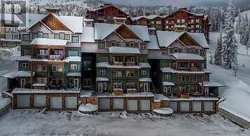 Vista at Big White Amazing Location View