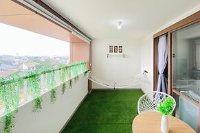 Homey And Nice 1Br At Gateway Park Lrt City Bekasi Apartment