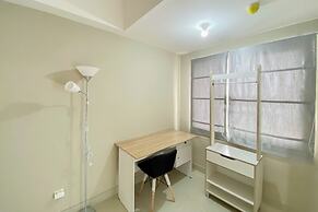 Homey And Nice 1Br At Gateway Park Lrt City Bekasi Apartment