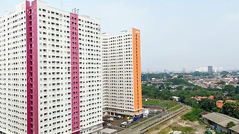 Best Deal And Comfy 1Br Green Pramuka City Apartment