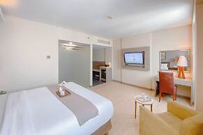Homey And Enjoy Living Studio (No Kitchen) Grand Palace Kemayoran Apar