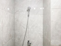 Cozy And Good Studio Sayana Bekasi Apartment