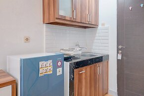 Comfy And Homey Studio At Sky View Apartment