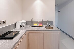 Simple And Relaxing Studio At Supermall Mansion Benson Apartment