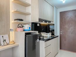 Warm And Restful Studio Transpark Juanda Bekasi Timur Apartment