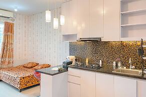 Strategic And Comfort Stay 2Br Apartment Woodland Park Residence