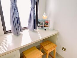 Good And Homey Studio Apartment At Transpark Cibubur