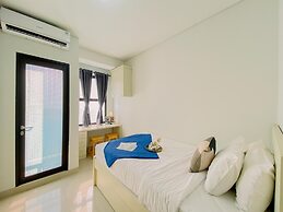 Good And Homey Studio Apartment At Transpark Cibubur