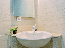 Good Place And Modern 1Br Gold Coast Apartment