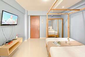 Cozy And Enjoy Living Studio Kebagusan City Apartment