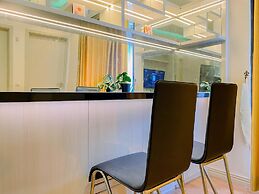 Restful And Simply Look 2Br At Meikarta Apartment