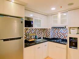 Restful And Simply Look 2Br At Meikarta Apartment