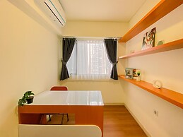 Comfort Living 1Br + Work Space At Meikarta Apartment