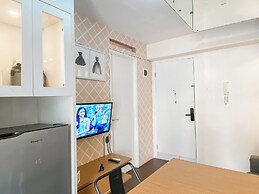 Comfort And Strategic 2Br Bassura City Apartment