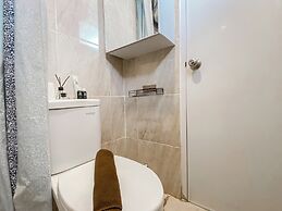 Comfort And Strategic 2Br Bassura City Apartment