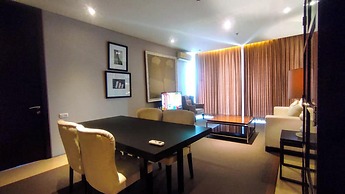Apartment 3Br With River View In City Center At Sumatra36 Surabaya