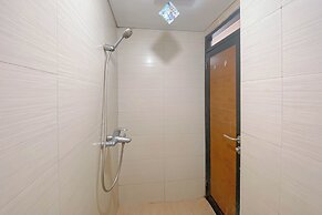 Homey 3Br With Pool View At Gateway Pasteur Apartment